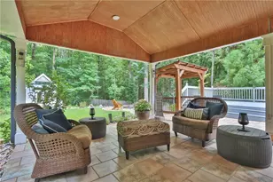 1040 Scenic View Trace, Lawrenceville, GA 30044 - Photo 11