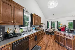 1970 Lily Valley Dr, Lawrenceville, GA 30045 - Photo 11