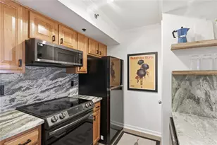 795 Hammond Dr, Sandy Springs, GA 30328 - Photo 5