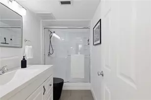 795 Hammond Dr, Sandy Springs, GA 30328 - Photo 21