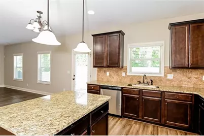 2131 Bridgewater Pass, Hampton, GA 30228 - Photo 3