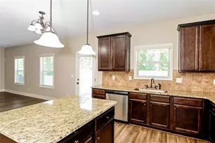 2131 Bridgewater Pass, Hampton, GA 30228 - Photo 3