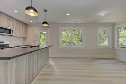 83 26th Street NW #Top, Atlanta, GA 30309 - Photo 9