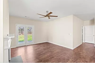 201 Hayes Park Drive, Dallas, GA 30132 - Photo 7