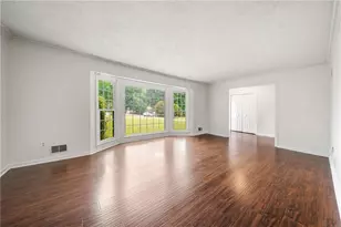 4576 Cedar Knoll Dr NE, Marietta, GA 30066 - Photo 7