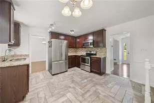4576 Cedar Knoll Dr NE, Marietta, GA 30066 - Photo 11