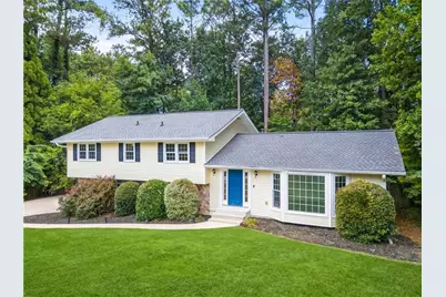 4576 Cedar Knoll Drive NE, Marietta, GA 30066 - Photo 3