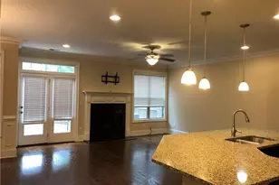 10550 Arlington Point, Alpharetta, GA 30022 - Photo 3