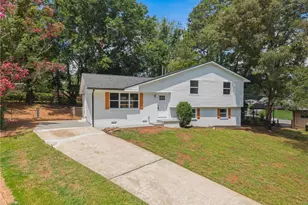8081 Picadilly Ct, Jonesboro, GA 30238 - Photo 3