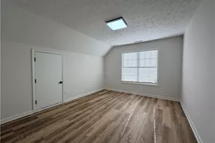 395 Manor Glen Dr, Suwanee, GA 30024 - Photo 21