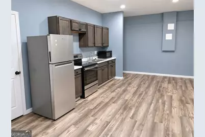 1471 Cliff View Terrace #B, Conyers, GA 30012 - Photo 3
