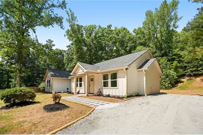 1231 Bunny Court, Loganville, GA 30052 - Photo 3