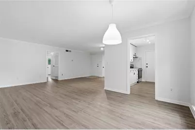1111 Clairemont Avenue #B6, Decatur, GA 30030 - Photo 11