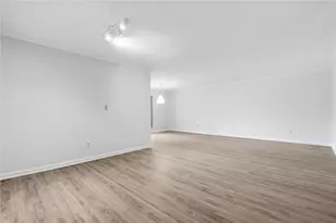 1111 Clairemont Ave, Decatur, GA 30030 - Photo 5