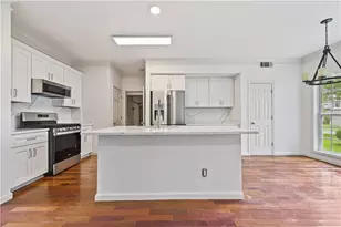 2119 Berryhill Cir SE, Smyrna, GA 30082 - Photo 17