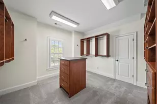 1084 W Nancy Creek Dr NE, Atlanta, GA 30319 - Photo 39