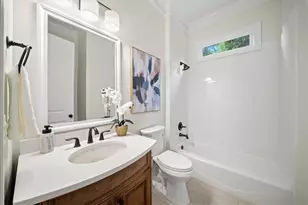 1084 W Nancy Creek Dr NE, Atlanta, GA 30319 - Photo 27