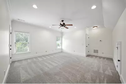 1084 West Nancy Creek Drive NE, Atlanta, GA 30319 - Photo 41