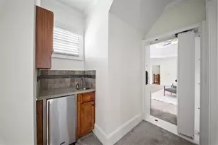 1084 W Nancy Creek Dr NE, Atlanta, GA 30319 - Photo 43