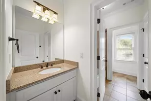 1084 W Nancy Creek Dr NE, Atlanta, GA 30319 - Photo 51