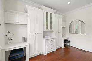 1084 W Nancy Creek Dr NE, Atlanta, GA 30319 - Photo 23