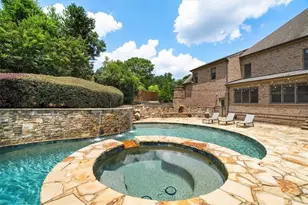 1084 W Nancy Creek Dr NE, Atlanta, GA 30319 - Photo 71