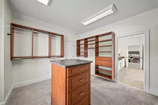 1084 W Nancy Creek Dr NE, Atlanta, GA 30319 - Photo 37
