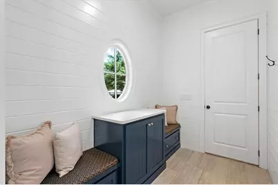 1084 West Nancy Creek Drive NE, Atlanta, GA 30319 - Photo 25