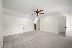 1084 W Nancy Creek Dr NE, Atlanta, GA 30319 - Photo 41