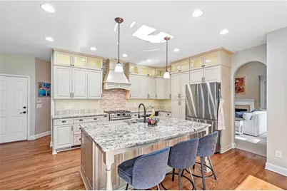 42 Lakecrest Circle, Suwanee, GA 30024 - Photo 5