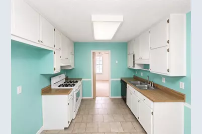 1254 Brett Court, Riverdale, GA 30296 - Photo 9