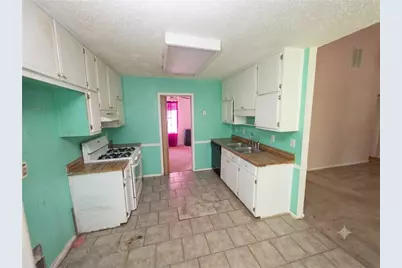 1254 Brett Court, Riverdale, GA 30296 - Photo 7