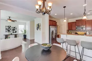 6907 Trailing Ivy Way, Flowery Branch, GA 30542 - Photo 9