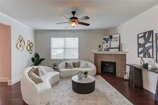 6907 Trailing Ivy Way, Flowery Branch, GA 30542 - Photo 5
