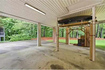 8865 Carroll Manor Drive, Sandy Springs, GA 30350 - Photo 13