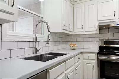 8865 Carroll Manor Drive, Sandy Springs, GA 30350 - Photo 23
