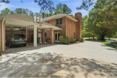 8865 Carroll Manor Drive, Sandy Springs, GA 30350 - Photo 7