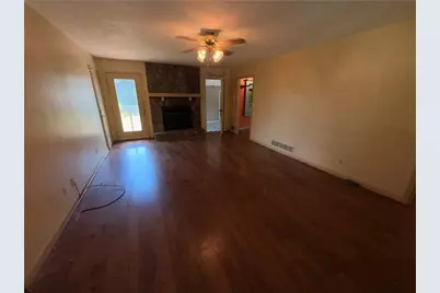 701 Victoria Court, Woodstock, GA 30189 - Photo 17