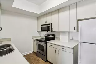 2161 Peachtree Rd NE, Atlanta, GA 30309 - Photo 9