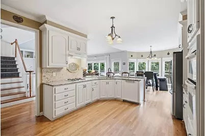 4202 Lansmoore Crossing, Suwanee, GA 30024 - Photo 9
