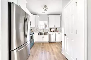 56 Holly Rd NW, Atlanta, GA 30314 - Photo 17