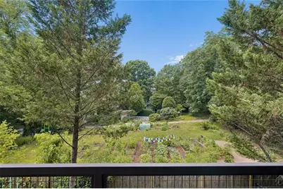 1318 Axis Circle NE, Atlanta, GA 30307 - Photo 17