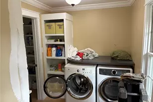 1232 Kingsley Cir NE, Atlanta, GA 30324 - Photo 11