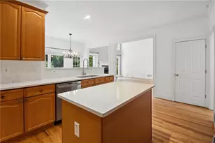 270 Edwardton Ct, Roswell, GA 30076 - Photo 15