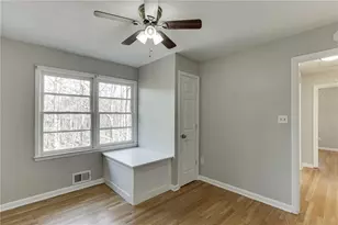 300 Forest St, Buford, GA 30518 - Photo 27
