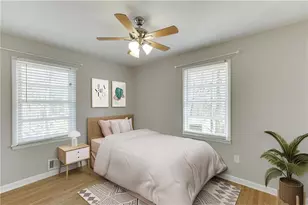 300 Forest St, Buford, GA 30518 - Photo 21