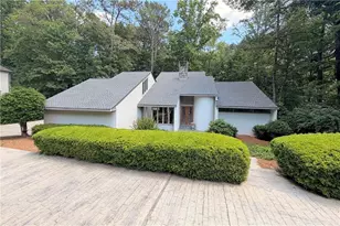 320 Fauna Ct, Sandy Springs, GA 30350 - Photo 1
