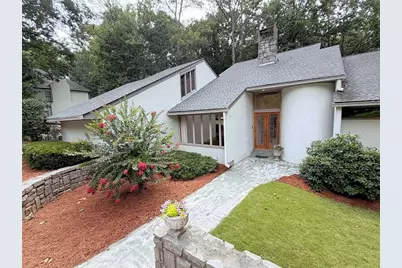 320 Fauna Court, Sandy Springs, GA 30350 - Photo 3