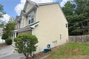 1720 Rutland Pass Dr, Lawrenceville, GA 30025 - Photo 3