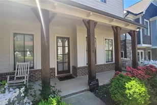 983 Azalee Wharton Ave NW, Atlanta, GA 30318 - Photo 5